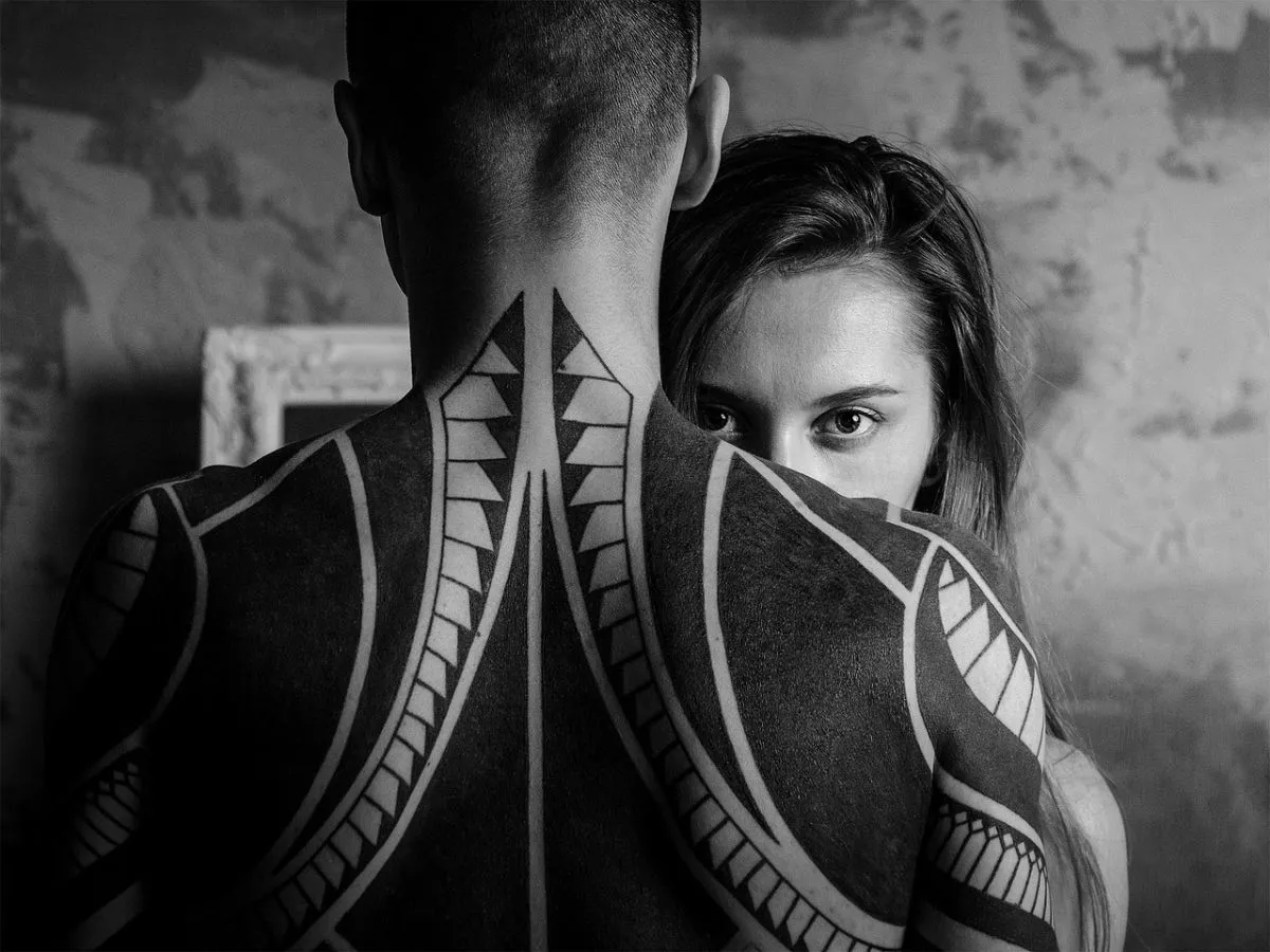 Cómo adaptar el diseño de un tatuaje a las proporciones del cuerpo