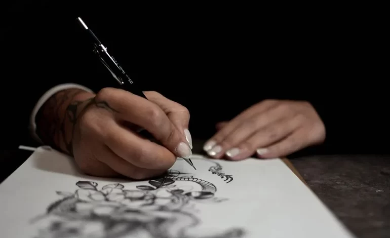 Cómo interpretar bocetos y diseños antes de llevarlos a la piel