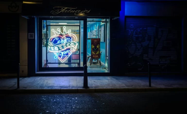 Cómo reconocer un estudio de tatuajes higiénico y profesional