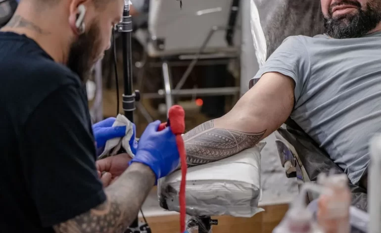 La importancia de la simetría en los tatuajes con detalles geométricos